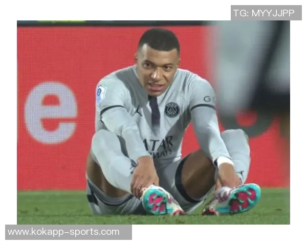 姆巴佩精彩过人后空门失误遗憾击中横梁令人扼腕叹息